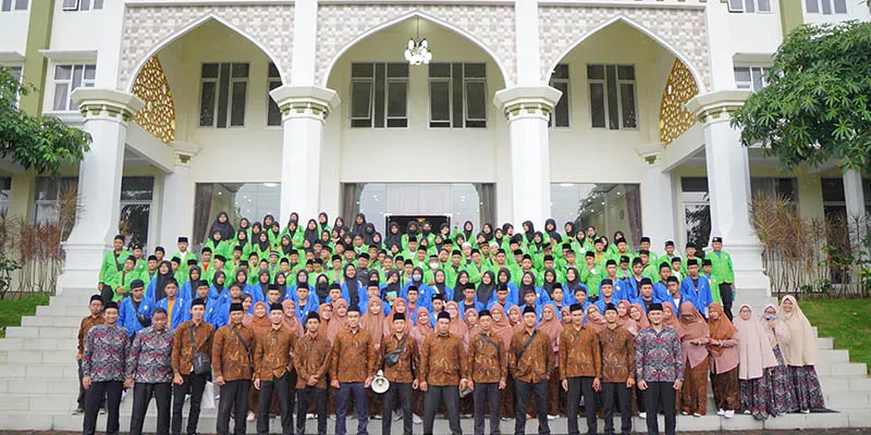INGIN-RASAKAN-KENYAMANAN-MONDOK-MI-MTs-AL-HUDY-JADIKAN-AR-ROHMAH-DESTINASI-STUDI-BANDING